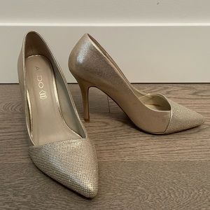 Sparkly Gold Aldo Heels